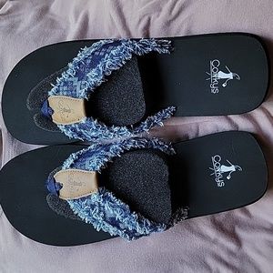 Corkeys Sz 10 Dark Denim Flip flops